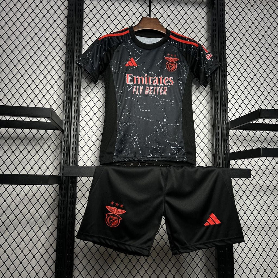 Conjunto infantil alternativo 2024/25 preto