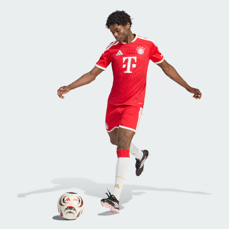Camisola Bayern de Munique Principal 26/27