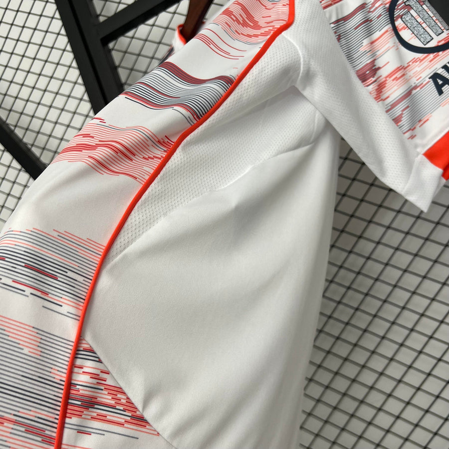 Camisola Bayern de Munique alternativa 2025/26