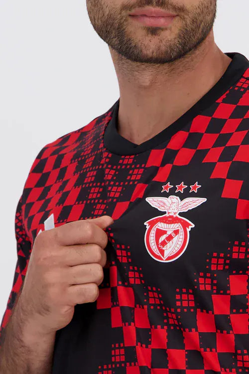 Camisola pré jogo vermelho/preto 2025/26