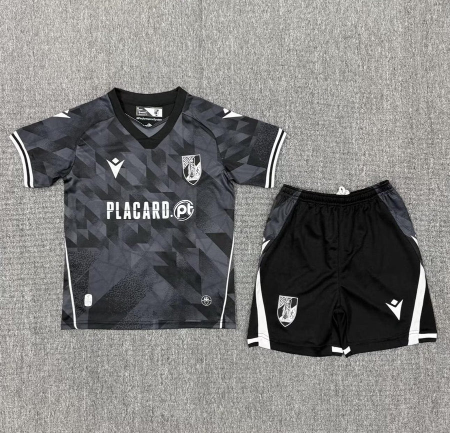 Conjunto infantil Vitória Guimarães alternativo preto 2025/26