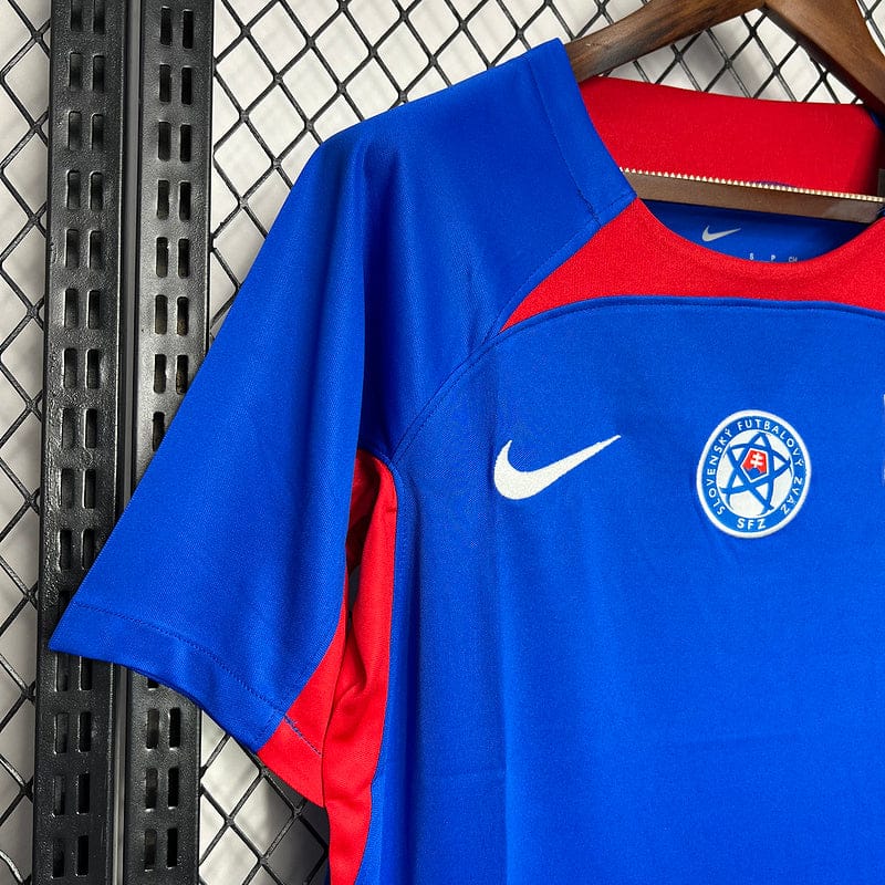 Camisola Slovakia l - 24/25