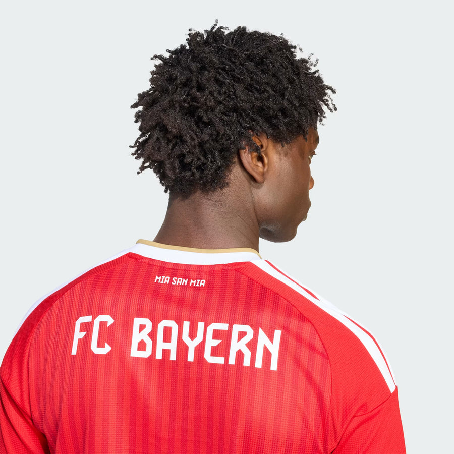 Camisola Bayern de Munique Principal 26/27
