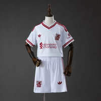 Conjunto Infantil Liverpool Alternativa 26/27