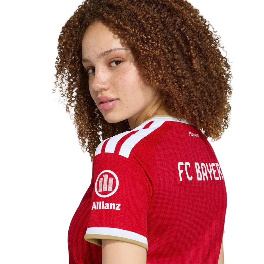 Camisola Feminina Bayern de Munique Principal 26/27