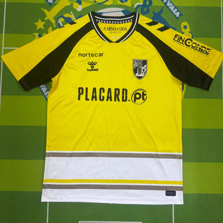 Camisola Vitória Guimarães terceiro equipamento amarelo 2026/27