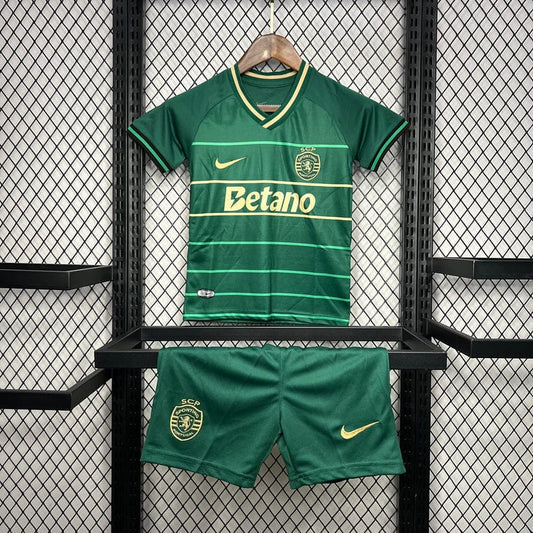 Conjunto infantil verde special editon 2024/25