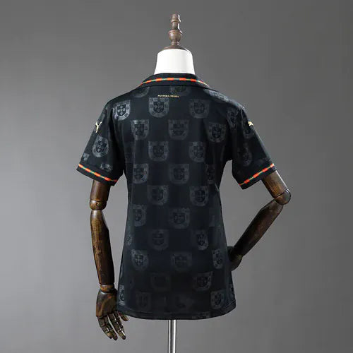 Camisola Feminina Seleção Portugal edição especial pantera negra EUSÉBIO 2026/27