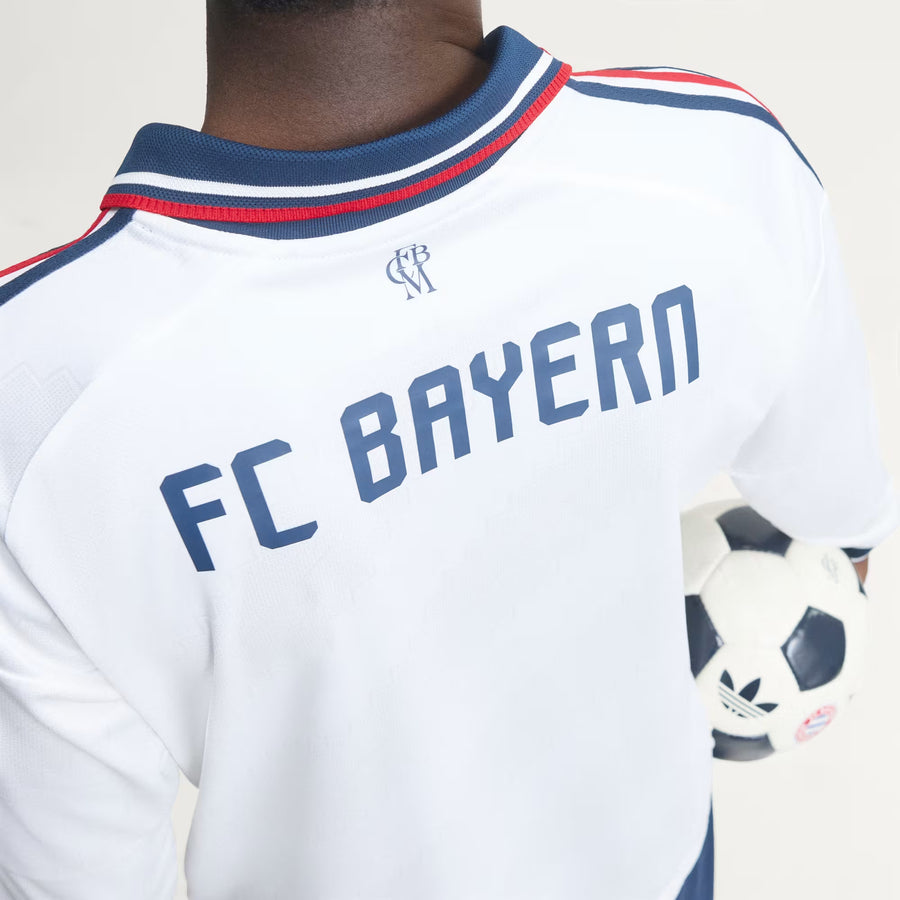 Camisola Bayern de Munique Alternativa Manga Comprida 26/27