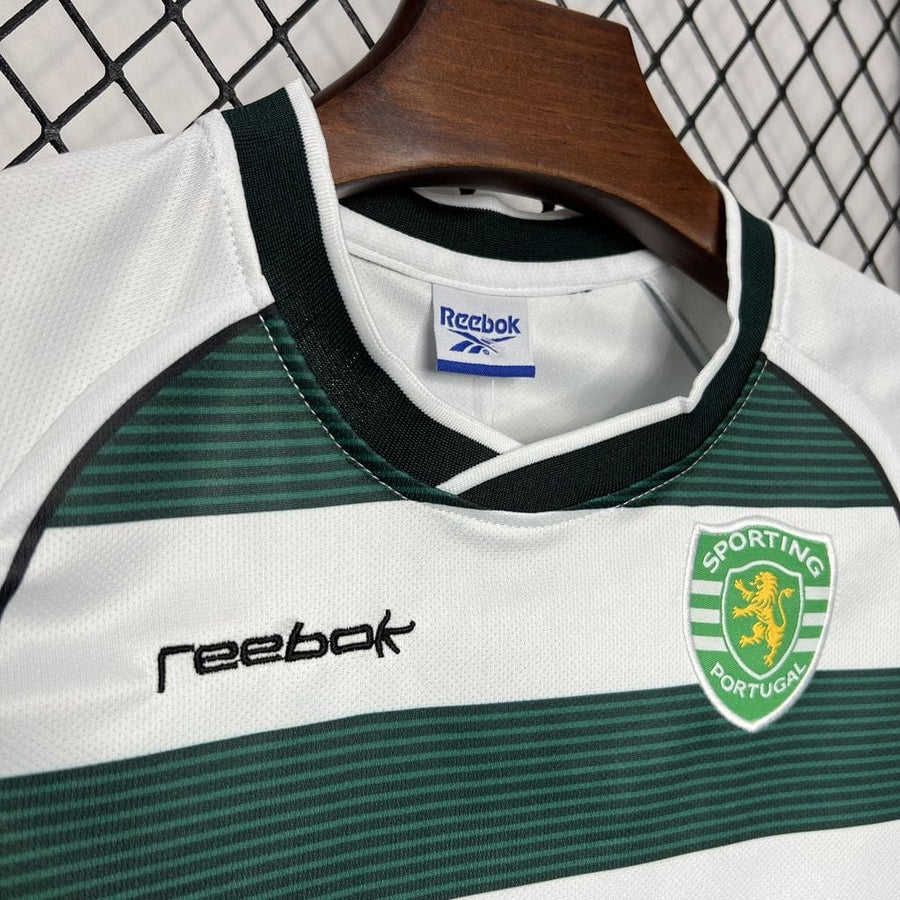 Conjunto infantil retro 2001/03