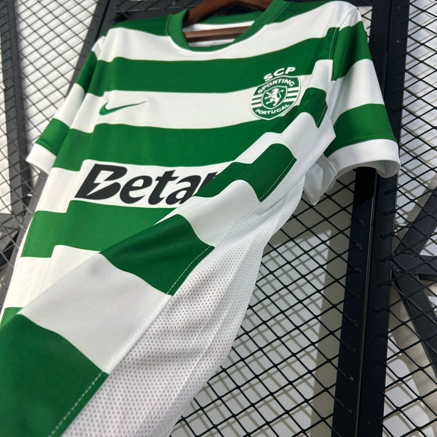 Camisola principal 2025/26 verde e branca
