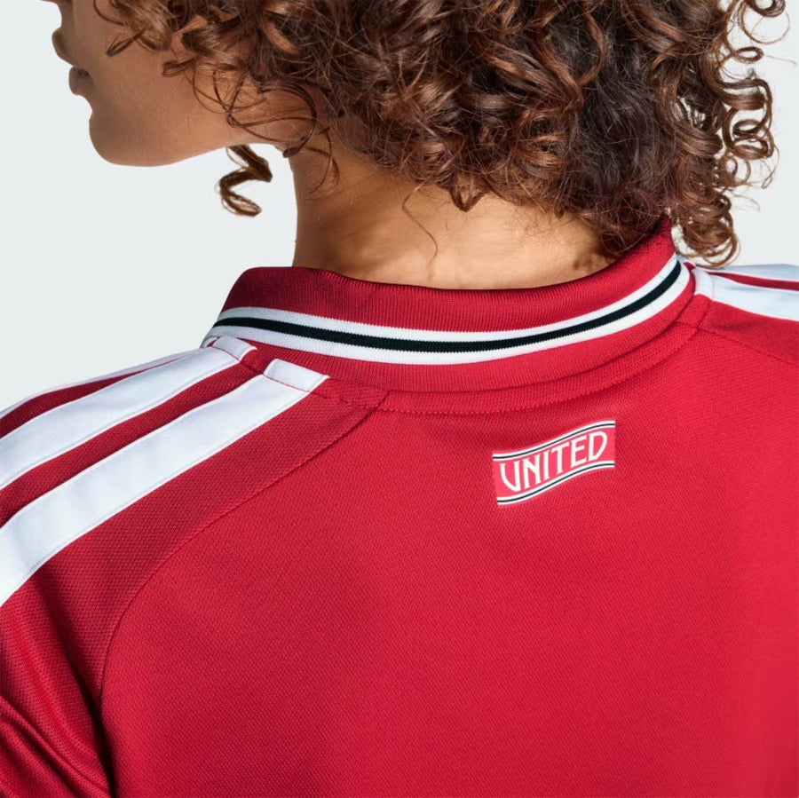 Camisola Feminina Manchester United Principal 26/27
