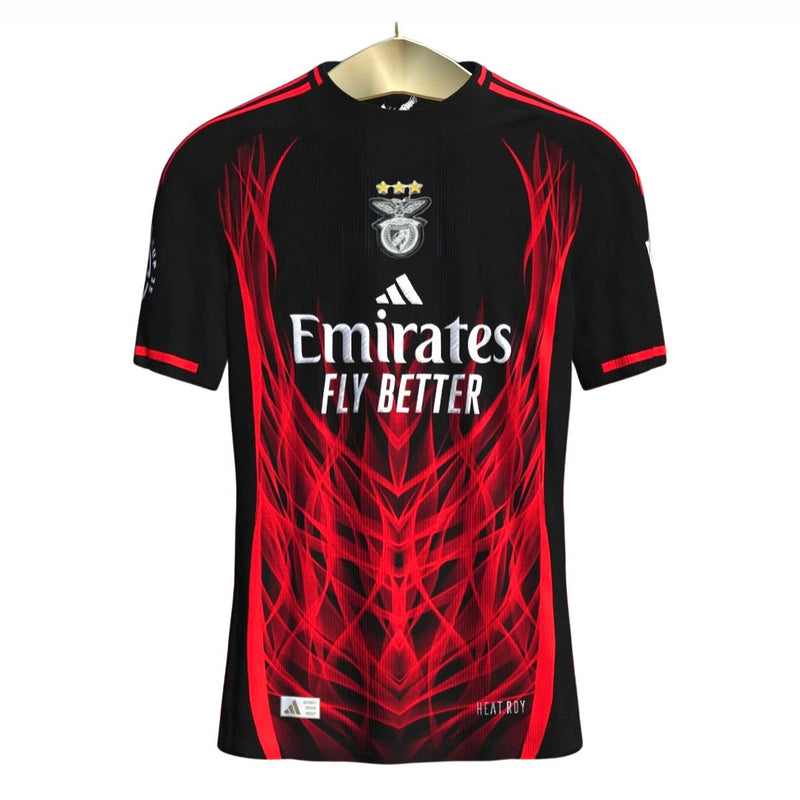 Camisola concept vermelha e preta 2025/26