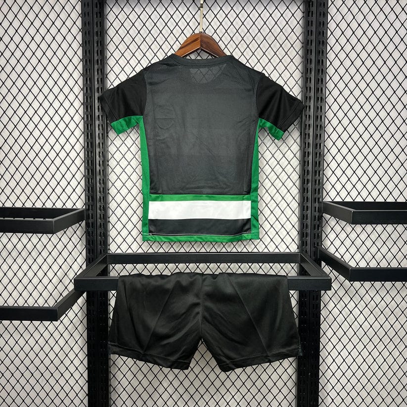Conjunto infantil principal verde/branco/preto 2024/25